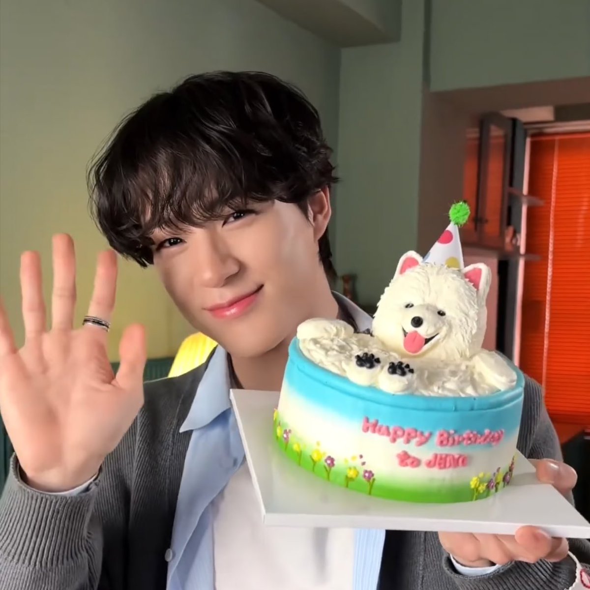 jamong1323's tweet image. 🐶🎂🤍