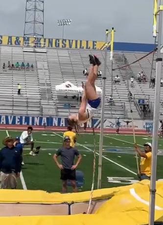 We have several Lady Vikings who qualified to go to the State track meet!

State Qualifiers for the girls: 
Lilah Smith – Pole Vault 
4x400 Relay: 
Jade Clements 
Abbie Tristan 
Maddie Kassell 
Kahlen Mathes

Great job Lady Vikings!