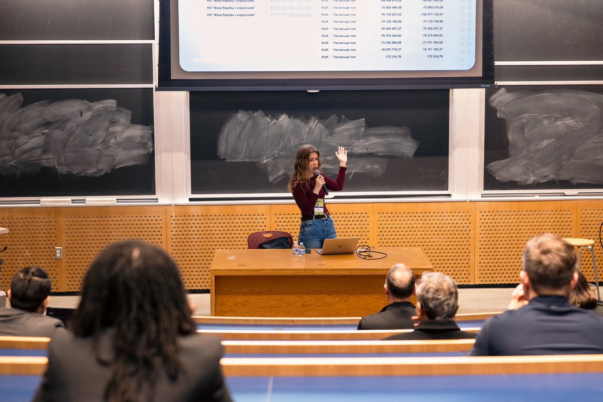 Anna Chekhovich (@anyachekhovich) on Twitter photo Bitcoin 101 workshop at <a href="/MIT/">Massachusetts Institute of Technology (MIT)</a> Bitcoin expo π Bitcoin 101 workshop at <a href="/MIT/">Massachusetts Institute of Technology (MIT)</a> Bitcoin expo π