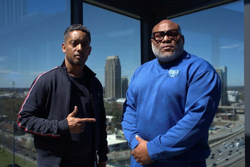 innoutww's tweet image. Thank you, Dr. Barber, for having a conversation on the In N Out Podcast!

Dr. Barber is doing great things in the community. Follow his journey @behindthetrapp1 and @1moquestion

#InNOut #podcast #InNOutPodcast #1MoQuestion #BehindTheTrapp #community #mentorship #LifeLessons