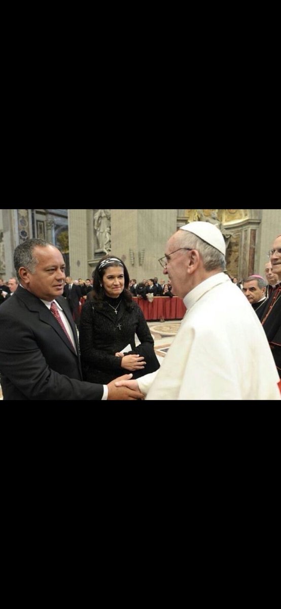 Cómo se le puede desear que descanse en Paz, después de haber protegido a tantos indefensos en el Mundo 🌍🌎🌍🌎🤔😡🤬🤬🤬🤬