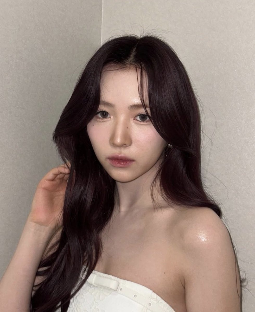 H8wave's tweet image. open.spotify.com/track/6RiiSy9G…