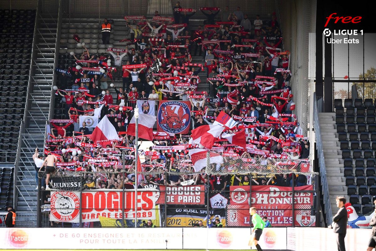 LOSC FANS ONLINE 🔴⚪ (@loscfansonline) on Twitter photo DÉPLACEMENT À ANGERS :
Pour les retardataires, vous pouvez encore vous inscrire pour cet avant dernier dép !
GRS <a href="/_gorijselspirit/">Go Rijsel Spirit - 2012</a> ➡️ helloasso.com/associations/t…
SECTION LINSELLES <a href="/SLinselles/">JEAN LA SAL ! ⚪️🔴⚽️🥃🍺</a> ➡️ helloasso.com/associations/t…
INDÉPENDANTS ➡️ billetterie.losc.fr/fr/catalogue/m…
#Losc #Lille DÉPLACEMENT À ANGERS :
Pour les retardataires, vous pouvez encore vous inscrire pour cet avant dernier dép !
GRS <a href="/_gorijselspirit/">Go Rijsel Spirit - 2012</a> ➡️ helloasso.com/associations/t…
SECTION LINSELLES <a href="/SLinselles/">JEAN LA SAL ! ⚪️🔴⚽️🥃🍺</a> ➡️ helloasso.com/associations/t…
INDÉPENDANTS ➡️ billetterie.losc.fr/fr/catalogue/m…
#Losc #Lille