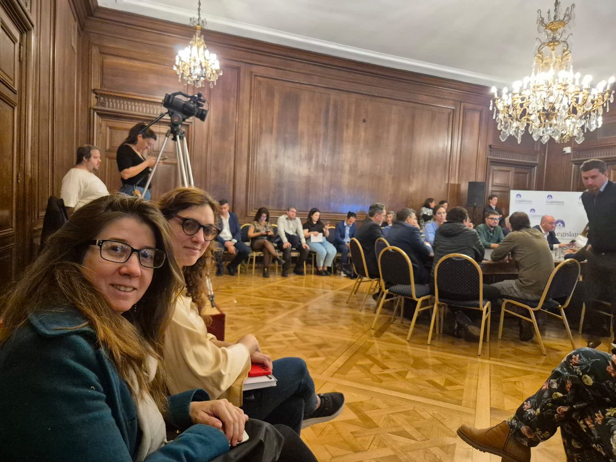 Como miembros del Consejo Consultivo de Participación Cívico–Electoral junto al  Tribunal Electoral y al Instituto de Gestión Electoral de CABA escuchamos a los candidatos y representantes de las agrupaciones políticas para acordar el lugar, fecha y reglamento del debate