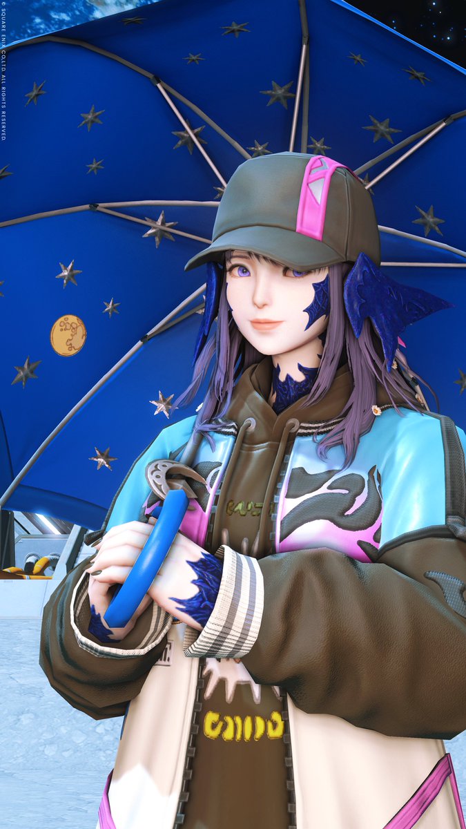 コスモエクスプローラー楽しいいいいい( ^)o(^ )
とりあえず傘ゲットできてよかった～✨
外側ももちろんかわいいけど、内側の模様も星と月でめっちゃ素敵🌕
#FF14SS #本日のアウラ #羽角普及委員会