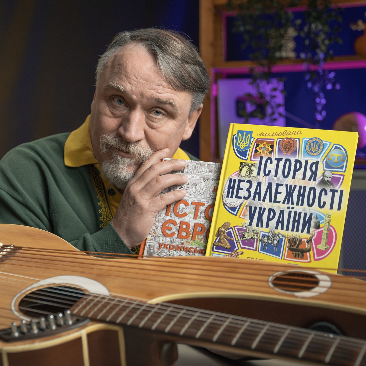 BratyKapranovy's tweet image. Друзі,
24-27 квітня я на Книжковій Країні, ВДНГ, стенд "Зелений Пес".
9-10 травня, Вінниця, ВінБукФест, стенд видавництва "Зелений Пес".
15 травня. Київ. вистава "Територія Жінки. Таємні файли" квитки bit.ly/terytoria1505