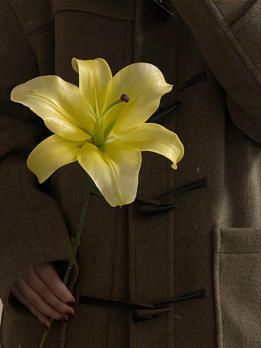 تحليل عاطفي بالحاضر / بالقادم اي احد يقدر يختار  
بتنزل بعد اكبر عدد ريتويت ..
ريتويت/ فولو 
بتنزل باقرب وقت ممكن اليوم بعد التفاعل