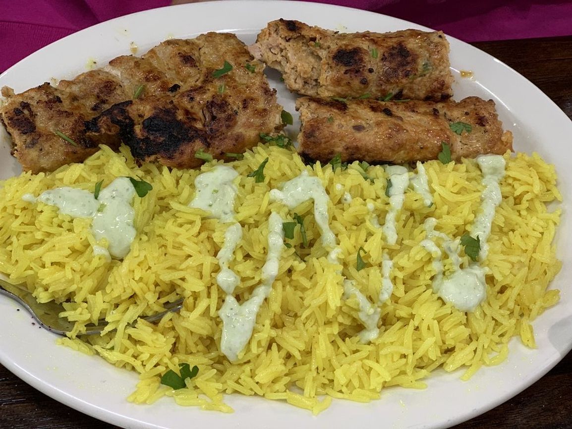 KabobchiIL's tweet image. Savor the mouthwatering taste of our chicken kabobs—perfectly marinated and grilled to tender, juicy perfection. Each bite is a delicious journey through Mediterranean flavors. Come enjoy a meal with us today!
#ChickenKabob #Chicago
kabob-chi.com