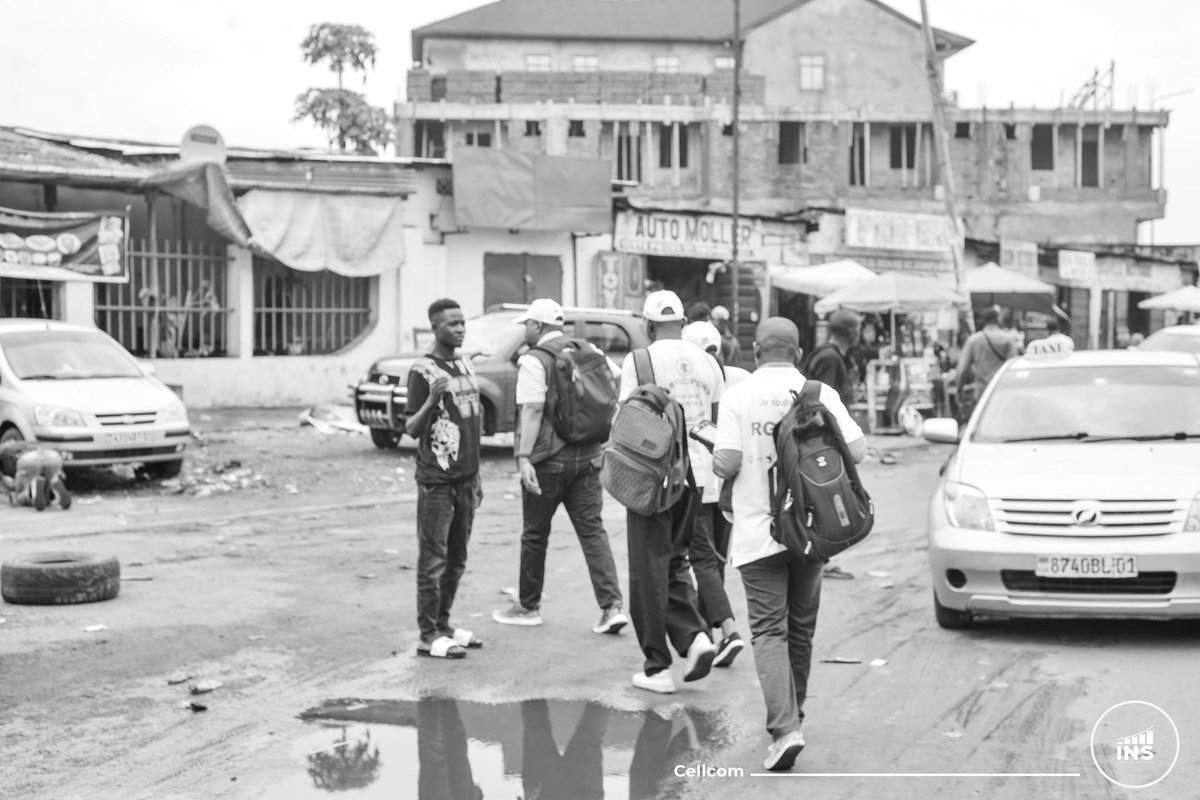 #RDC: Le Bureau Central du Recensement de l'Institut National de la Statistique a procédé, le 21  Avril 2025 au déploiement des Opérateurs Cartographes sur terrain dans la commune de Kasa-Vubu. 
<a href="/UNFPARDC/">UNFPA-RDC</a> <a href="/PlanRdc/">Ministère du Plan et de la C.A.D 🇨🇩</a> <a href="/PrimatureRDC/">Primature de la République Démocratique du Congo</a> <a href="/SuminwaJudith/">Judith SUMINWA TULUKA</a> <a href="/Presidence_RDC/">Présidence RDC 🇨🇩</a>