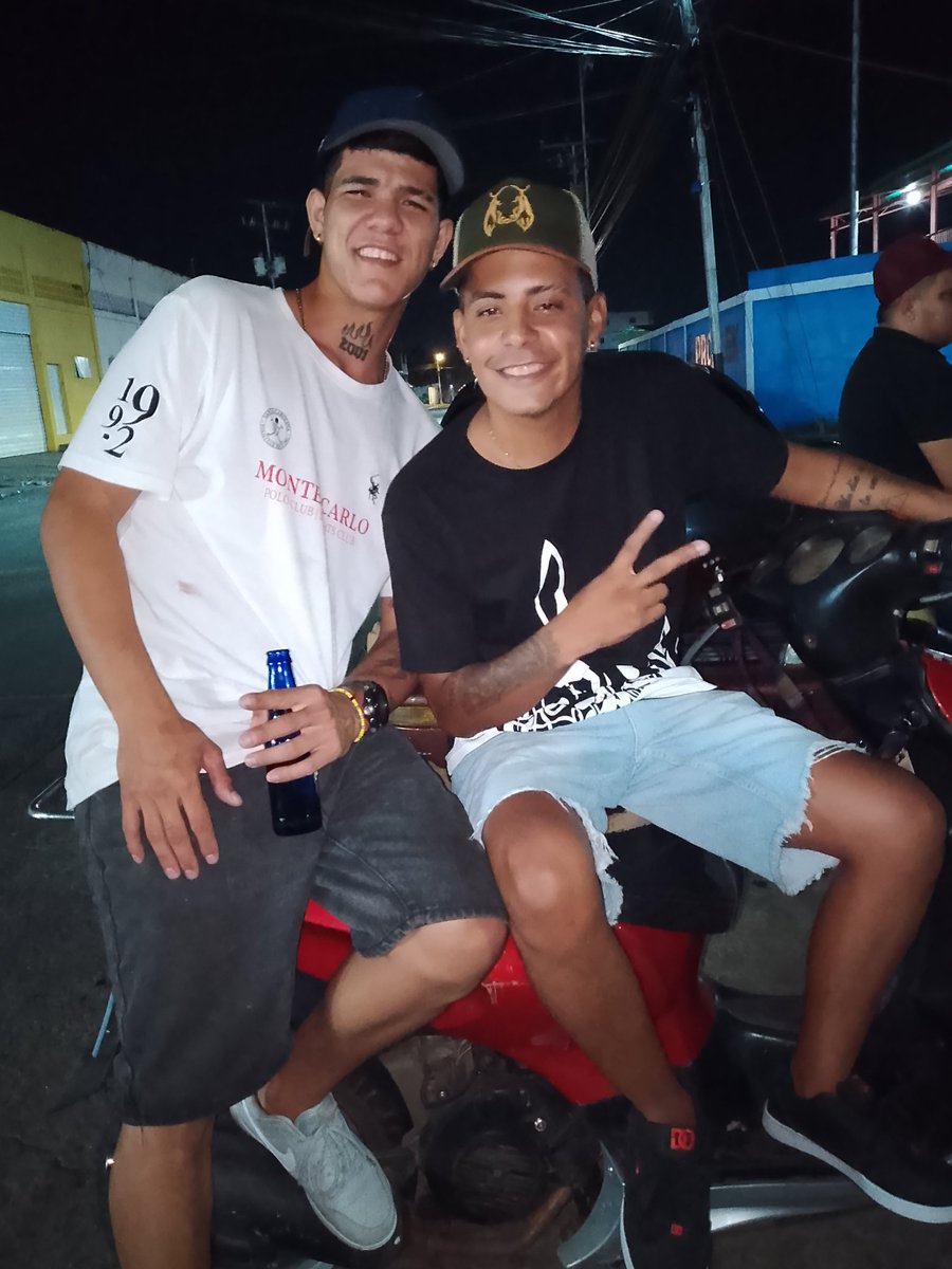 Masterfeetanyel's tweet photo. A double drain with my friend 🤑
@JoseMasterAlpha
#cashmaster #cashslaves #cashpig #cashsub #cashdrain #gaycash
#moneyslaves #paypig #humanatm
#findom #findomalpha #findomking
#drain #Drainedwallet #loser #tribute #customcontent #alpha #wallet #skype #sessions #master https://t.co/XegI4b2Xv7