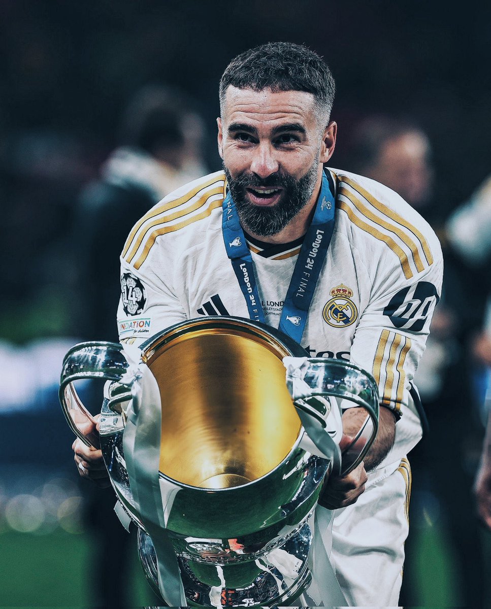 vini_ball's tweet photo. Dani Alves had trophies and ability 
Lahm had class and fair play
Cafu had the aura 
Zanetti had leadership 

Dani Carvajal has all of it 🐐 https://t.co/2Qci8OTxb0