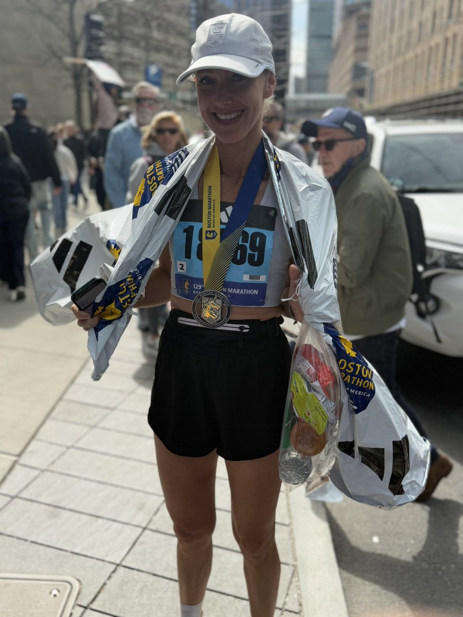 Ran my first Boston Marathon yesterday. 🦄

Wasn’t close to the race I wanted (felt dull and sore from the start), but what an experience. More reason to come back again next year I guess. 3:19:08 (7:36/mile)