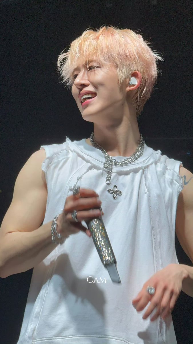 leyxxbi's tweet photo. Beautiful smiley🥹🤍🤍🤍🤍 
Hanbin manis banget ya Allah😭🫶🏻 

 #BI #KIMHANBIN #HANBIN #비아이 #김한빈  #Kimhanbin  #HYPEUPinBRISBANE https://t.co/WN66ev6NVf