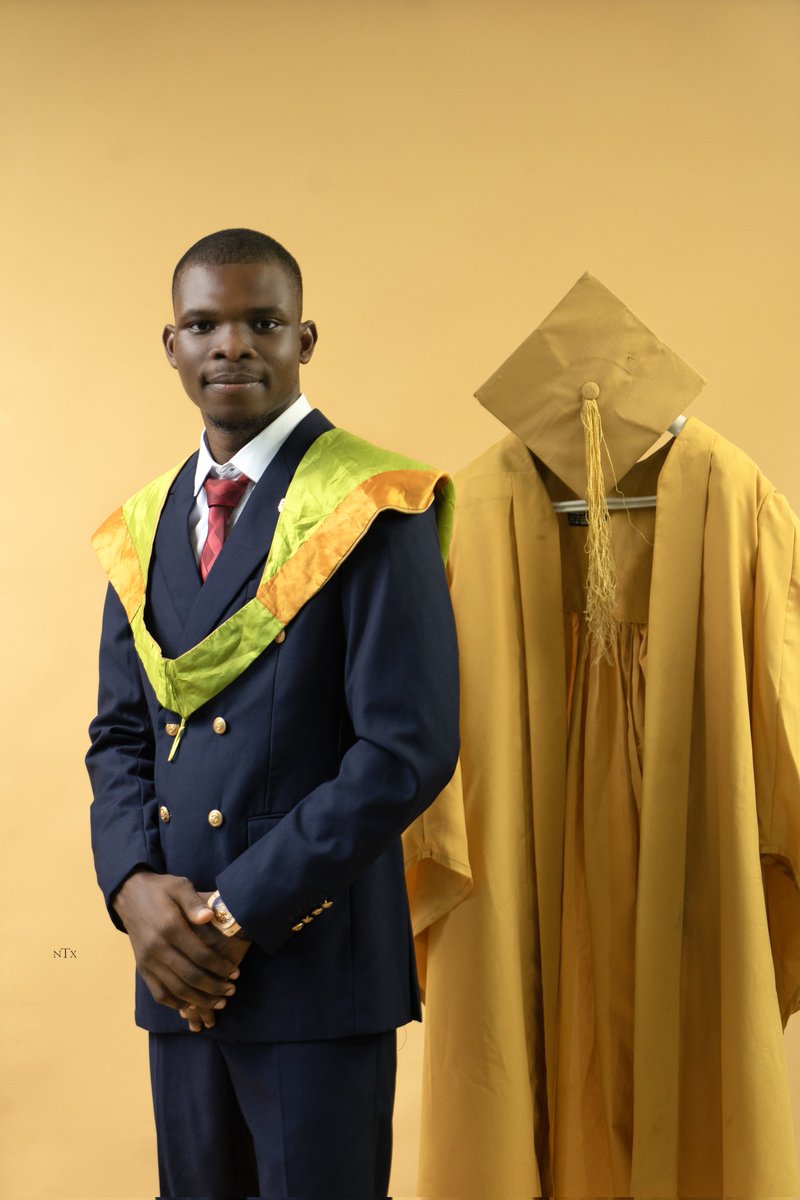 BunmiFaloyo's tweet photo. REINTRODUCING...

FALOYO Sunday Bunmi
Best Graduating Student, Department of Crop and Environmental Protection 👑 
First Class Honours 🎖 

I will forever serve the Lord.

#lautechconvocation https://t.co/koFdlJpskV