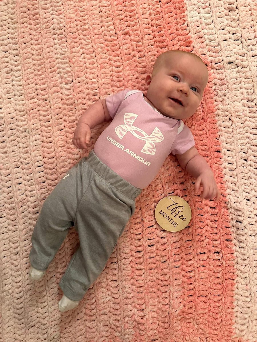 3 months 💛 12 weeks of cuddles flew by again. 🥺 She loved the first few days of daycare with big sis. We love all 15 pounds of her! 😊