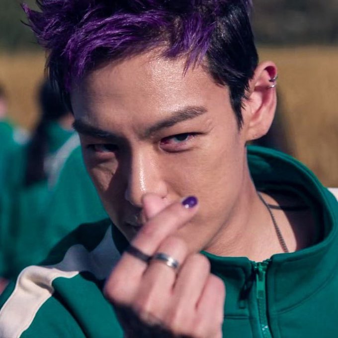 OFINFINITYRAP's tweet photo. “ 𝑇𝑒𝑠𝑠 .” 

    He repeats , 𝒔𝒎𝒊𝒓𝒌𝒊𝒏𝒈 some — never shying away from inner 𝑓𝑙𝑖𝑟𝑡𝑦  demeanor . 

    “ beautiful name , for a 𝒃𝒆𝒂𝒖𝒕𝒚 𝒇𝒍𝒐𝒘𝒆𝒓 .” https://t.co/7PaKFC4ME8