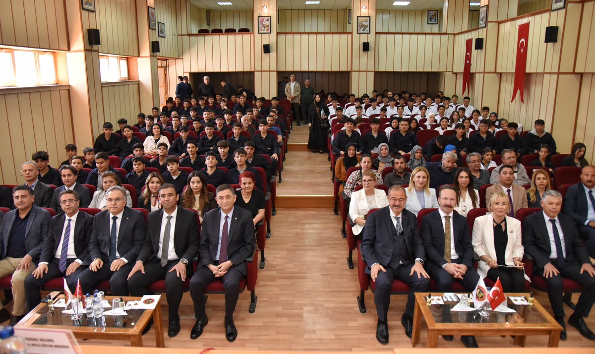 1⃣ İl Milli Eğitim Müdürlüğümüz, Gaziantep Sanayi Odamız,TOBB Gaziantep Kadın Girişimciler Kurulumuz ve Mehmet Akif Ersoy Mesleki ve Teknik Anadolu Lisemizin iş birliğinde;Sanayicilerle Meslek Lisesi Buluşması programımızı gerçekleştirdik

<a href="/Gaziantep_MEM/">Gaziantep İl Millî Eğitim Müdürlüğü</a> <a href="/erdalkilinc27/">Dr.Erdal KILINÇ</a> <a href="/aysenahi/">Ayşen Ahi</a>