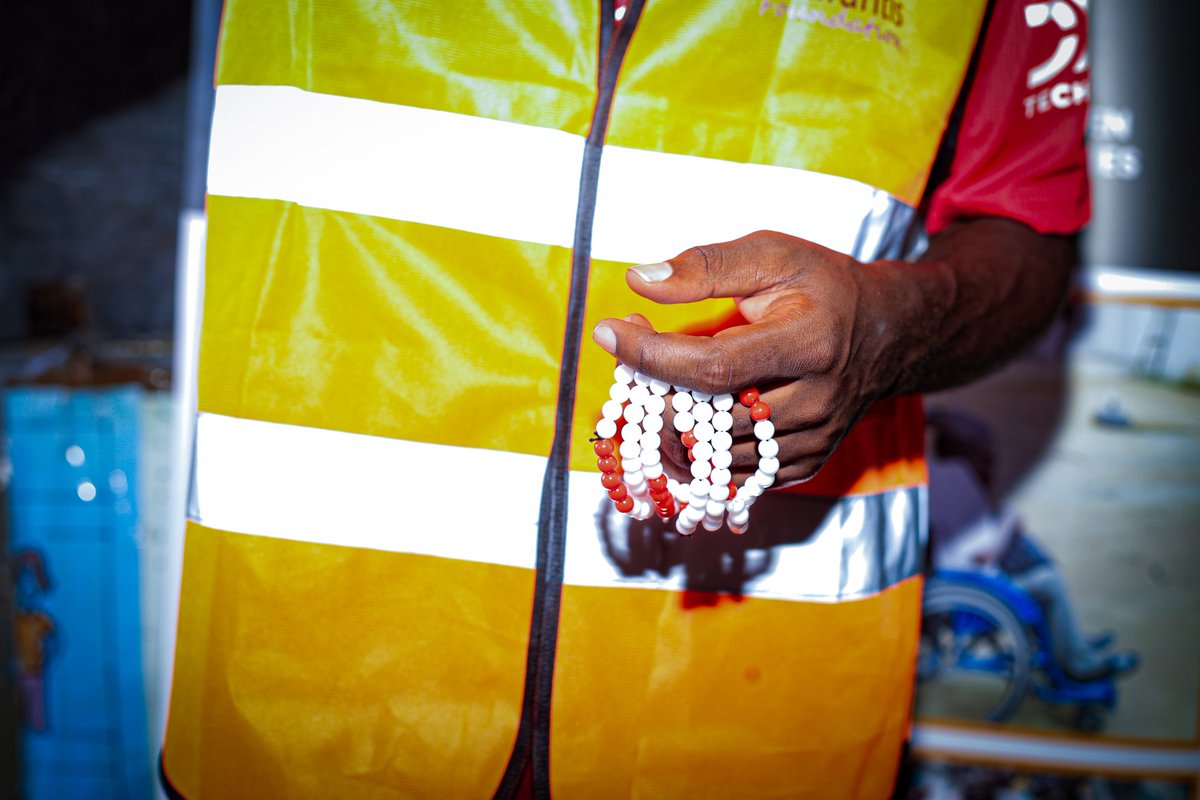 CFoundationUg's tweet photo. We launched the Period Power Project on April 11th with impact! 30 pads donated, boys and girls trained, taboos broken, and menstrual bracelets shared! The journey to menstrual equity has begun!

Join us: https://t.co/zb2BKtvKZo #CurantisFoundationChangingLives #SupportAGirl https://t.co/HDkcrt9zbg
