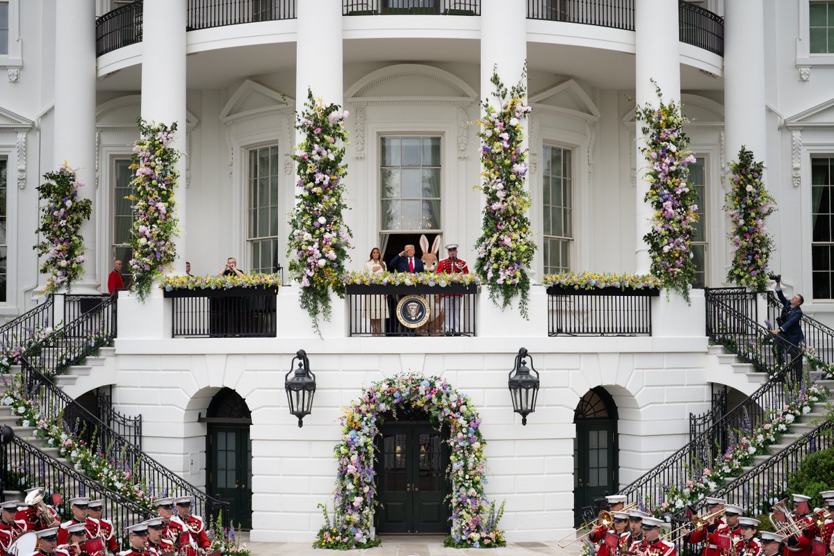 The White House (@whitehouse) on Twitter photo Easter 2025 at the White House with <a href="/POTUS/">President Donald J. Trump</a> and <a href="/FLOTUS/">First Lady Melania Trump</a>. β€οΈ
PHOTO DUMP πΈβ¬οΈ 1/5 Easter 2025 at the White House with <a href="/POTUS/">President Donald J. Trump</a> and <a href="/FLOTUS/">First Lady Melania Trump</a>. β€οΈ
PHOTO DUMP πΈβ¬οΈ 1/5