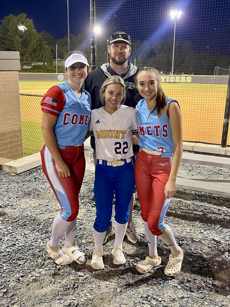 Sophia Crist (@sophiacrist2027) on Twitter photo Thankful to have a coach that comes to support his players! Regular season is now over… Next up Conference Tournament!
<a href="/CCobrasMorton/">Carolina Cobras 18U</a> <a href="/BrawleyCobras/">Carolina Cobras Brawley/Morton</a> Thankful to have a coach that comes to support his players! Regular season is now over… Next up Conference Tournament!
<a href="/CCobrasMorton/">Carolina Cobras 18U</a> <a href="/BrawleyCobras/">Carolina Cobras Brawley/Morton</a>