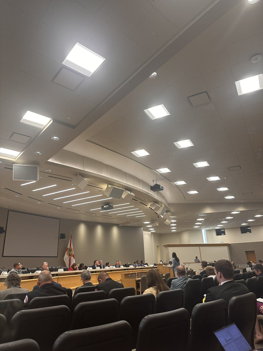 Bill stripping child labor protections in Florida to allow minors to work without breaks and before 6am and after 11pm on school nights just passed its final House committee. Public testimony was limited to one minute. Same bill DeSantis said is meant to replace migrant workers.