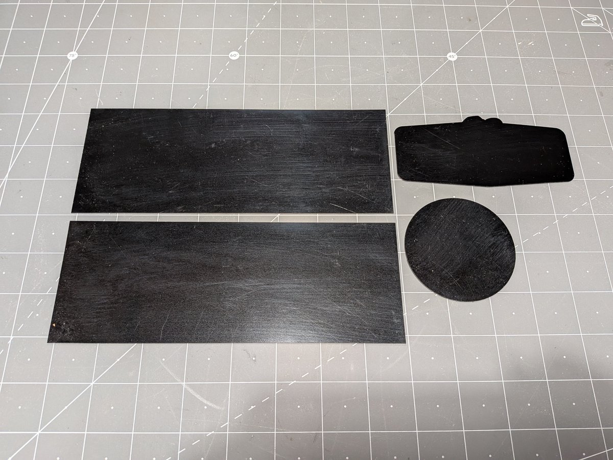 I have magnetic backers for the HasLab Two In The Box Stickers in stock! Full Set or Two Small in Faux Metal or Black. These are magnet backers only! Stickers not included and come from the HasLab set.

charlesworthdynamics.etsy.com

#Ghostbusters #StayPuft #CampWaconda #HasLab