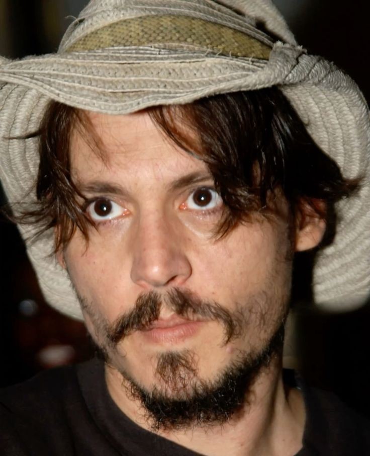 pretty man with big brown eyes SAVE MEEEEE