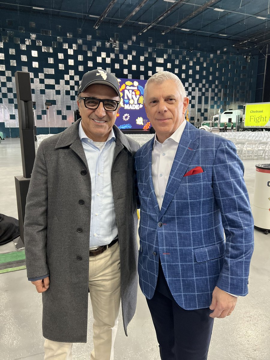 AJPicenteJr's tweet photo. What an incredible day for #OneidaCounty!  A $1 billion investment that will create over 1,000 good-paying jobs, boost our local economy and reaffirm our region as a hub for innovation and opportunity. We couldn’t be happier to welcome @Chobani to Griffiss in #Rome. https://t.co/mbcQ7el8jB