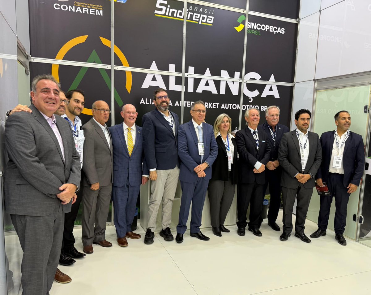 AsopartesNal's tweet image. 🌎🚗 Asopartes presente en Automec 2025 – São Paulo 🇧🇷

Participamos en la 1ª Reunião das associações latino-americanas do aftermarket automotivo, invitados por @aliancaaftermarket y Associations In Motion.

¡Fortaleciendo a integração regional do setor motriz! 💪

#Automec2025