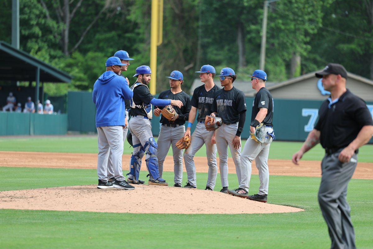 🚨 𝐆𝐀𝐌𝐄 𝐂𝐀𝐍𝐂𝐄𝐋𝐄𝐃 🚨

Today's contest between Presbyterian and #8 North Carolina has been canceled due to field conditions.

The Blue Hose held a 4-3 lead after the top of the third inning when the game was called.

#GoBlueHose