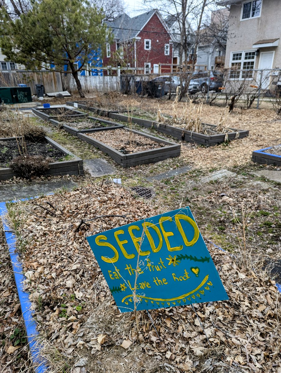 A big thank you to Traditional Ecological Permaculture Gardener Audrey Logan and all the community members that showed up on Sunday to clean at Spirit Park!

The garden had accumulated a large amount of garbage over the winter but is looking great after some community action.