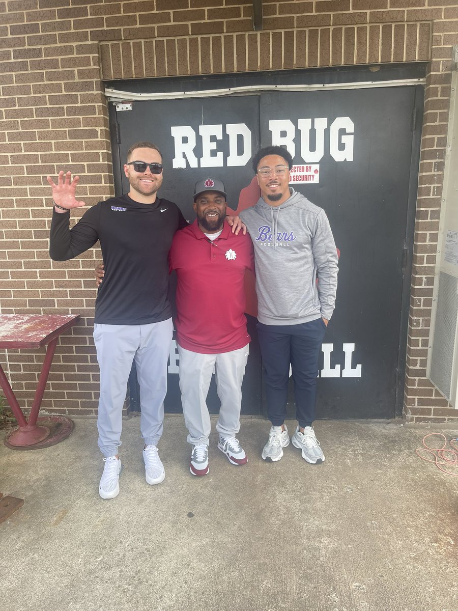 RobertMcGheeJr1's tweet photo. @UCA_Football Shout out to Coach Kre Trammell and Coach Jake Walker of UCA for stopping by and checking on the Redbugs🏈🏈🏈@ksledge_1 @CoachKre @GaryGam89883024 
#REDBUGS
#THEYCOMEBYHERE
#DIDTHEYSTOPATYOURS
#WINANDTHEYCOME https://t.co/CjrcrXmbqT