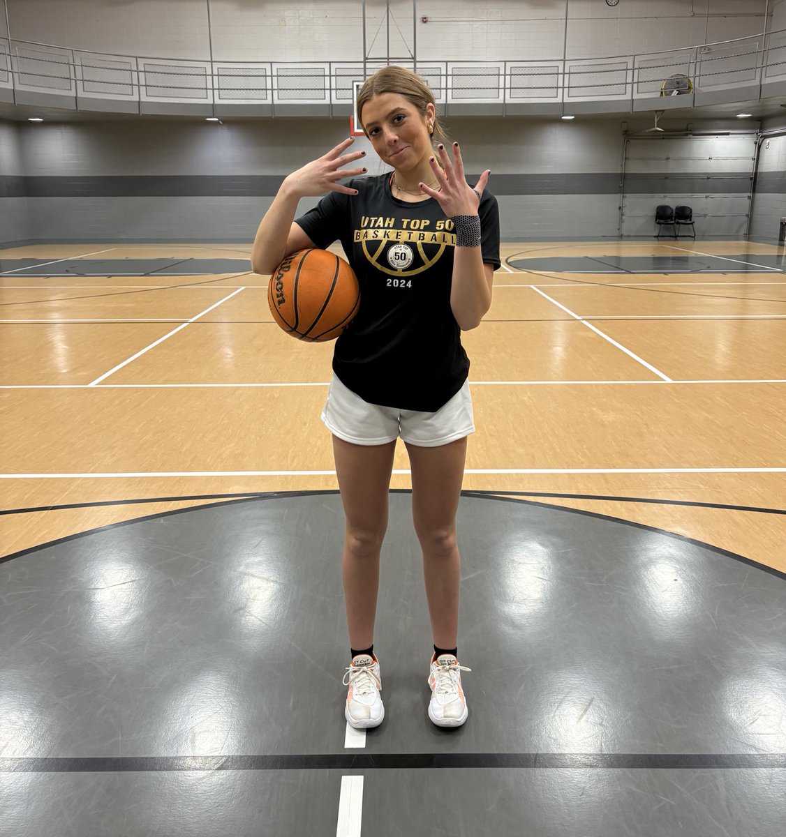 Canyon Britt (@canyonbritt) on Twitter photo Great day of training with my Dad, finished off with new PR 45 free throws in a row. <a href="/NorthwestWBB/">Northwest College WBB</a>
<a href="/c_helenbolt/">Cody Helenbolt</a> <a href="/UtahTop50League/">Utah Top 50 Elite League</a> Great day of training with my Dad, finished off with new PR 45 free throws in a row. <a href="/NorthwestWBB/">Northwest College WBB</a>
<a href="/c_helenbolt/">Cody Helenbolt</a> <a href="/UtahTop50League/">Utah Top 50 Elite League</a>