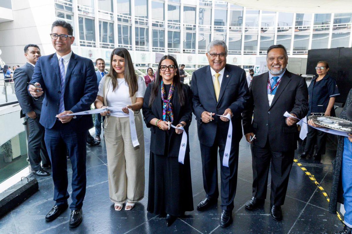 Dejar de ser sordos a demandas de trabajadores, para no ser mudos en la defensa de sus derechos, pidió el presidente de la Comisión de Seguridad Social del <a href="/senadomexicano/">Senado de México</a> y Srio. Gral. del #SNTE, Mtro. Alfonso Cepeda, en la inauguración de la #SemanaNacionalDeLaSeguridadSocial.