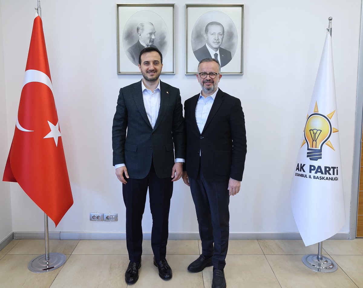 AK Parti İstanbul İl Başkanımız Sn.<a href="/abdullahozdemir/">Abdullah Özdemir</a>’i hayırlı olsun ziyaretinde bulunduk. Hüsnükabülleri ve sohbetleri için teşekkür ederim. Kendilerine görevinde üstün başarılar diliyorum.
<a href="/akpartiistanbul/">AK Parti İstanbul</a>