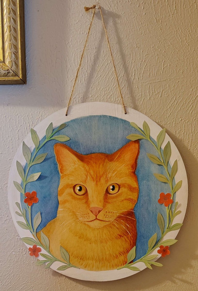 BooBooNubs's tweet image. Painting I did of our cat, Dobby. Water color and acrylic ink on wood.