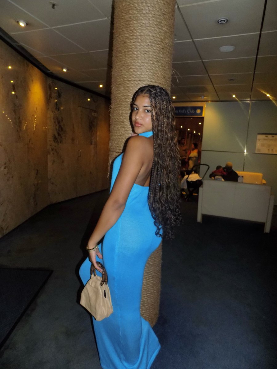 sofsoferz's tweet image. inna blue mood