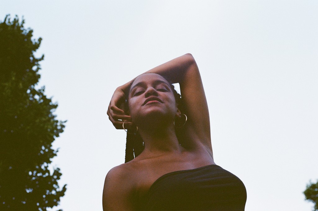 RagtagCinema's tweet photo. ⏪️ FREE SCREENING! THURSDAY, APRIL 24 AT 7PM: BEBA⁠
⁠
In this cinematic memoir, Afro-Latina filmmaker Rebeca “Beba” Huntt interrogates how race, class, and ancestry have shaped her coming-of-age.

🌸 https://t.co/LgTqndFd2Y https://t.co/gbwZYxbaca