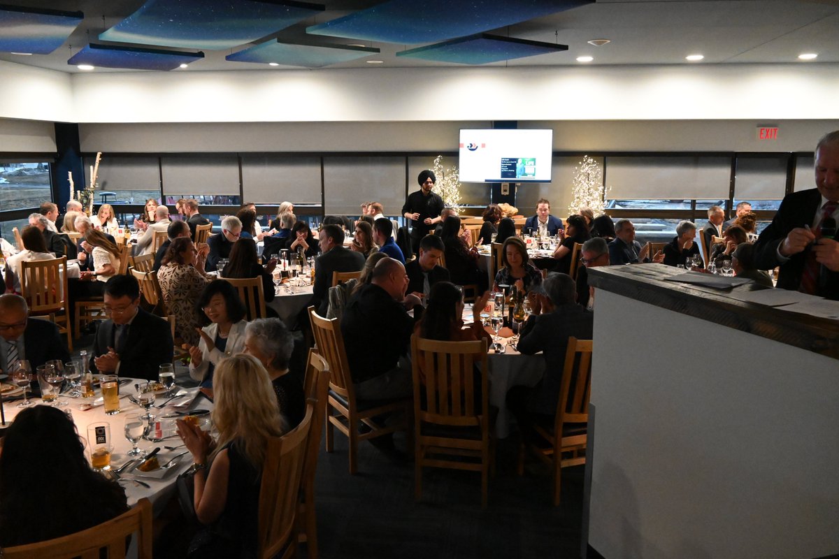 CanadoreFdn's tweet photo. The President’s Club Dinner was a spectacular success on Friday April 11th, raising funds in support of student bursaries!  Thanks to the generosity of our sponsors, guests, and donors, 145 deserving students will each receive a $1,000 President’s Club Bursary! https://t.co/BQLkENXUNX