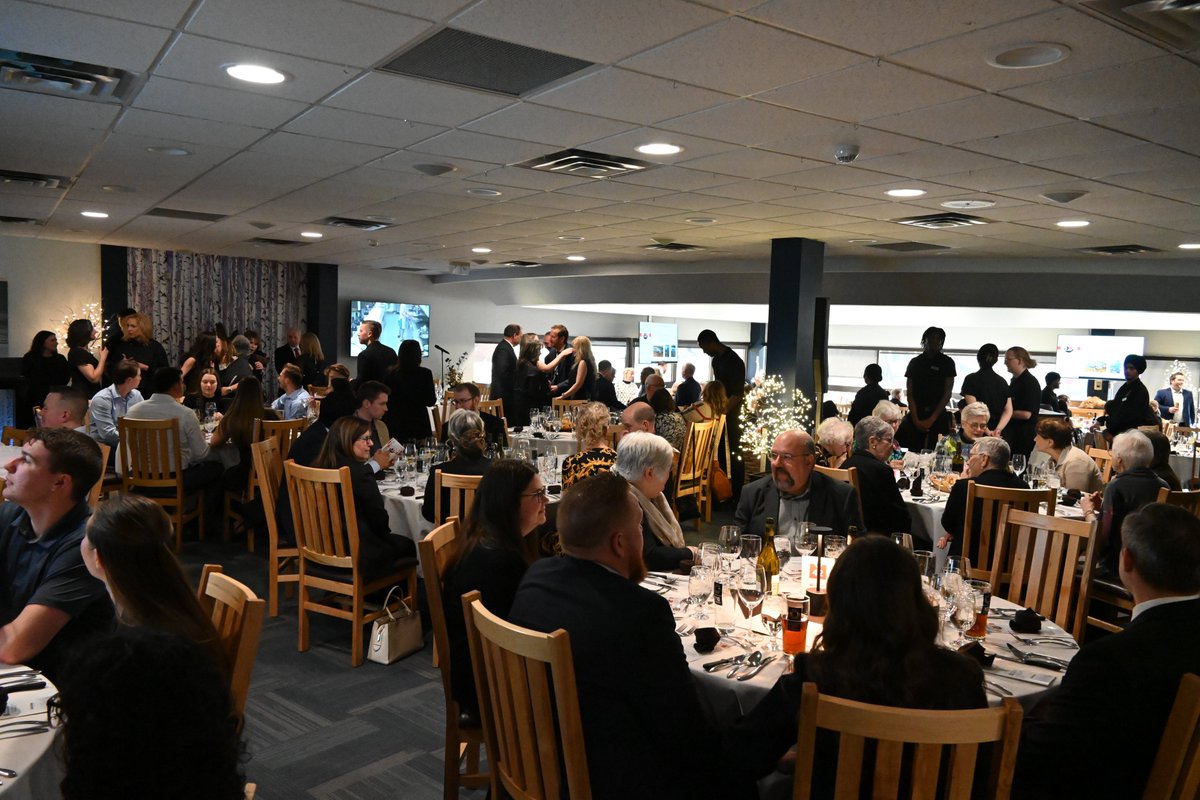 CanadoreFdn's tweet photo. The President’s Club Dinner was a spectacular success on Friday April 11th, raising funds in support of student bursaries!  Thanks to the generosity of our sponsors, guests, and donors, 145 deserving students will each receive a $1,000 President’s Club Bursary! https://t.co/BQLkENXUNX