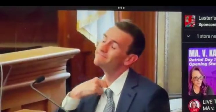 JohnM33212391's tweet photo. Once again 

AUNTIE BEV STOPS THE BLEEDING !! 

#KarenReadTrial https://t.co/fxcrcp4cvR