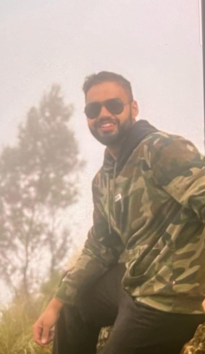 #PahalgamTerroristAttack  : 26 Years old Navy Officer, Lieutenant Vinay Narwal is also k*lled in #Pahalgam.

He got married just 6 days ago and was in Kashmir for honeymoon...💔💔