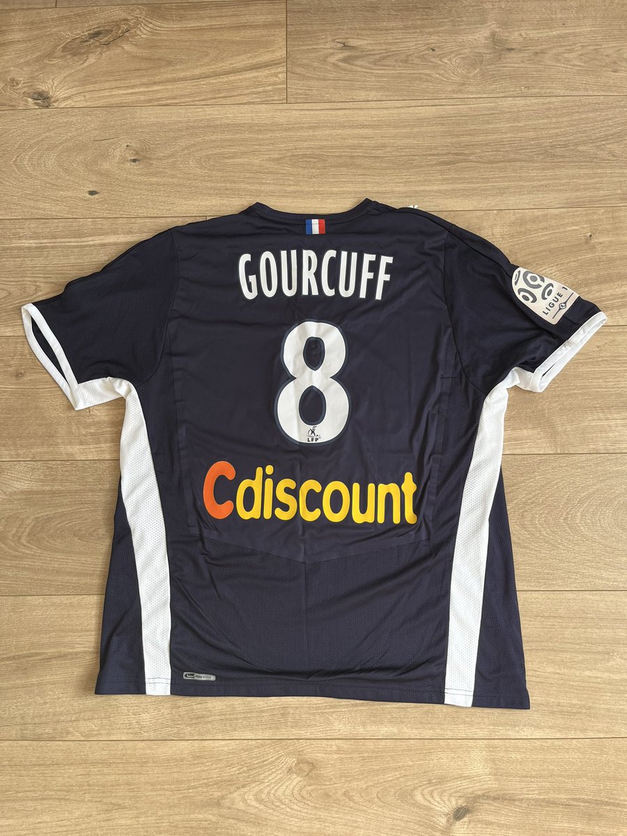 Quand tu retombes sur le maillot porté par ton ancien client, Yoann Gourcuff 🌞 <a href="/girondins/">FC Girondins de Bordeaux</a>