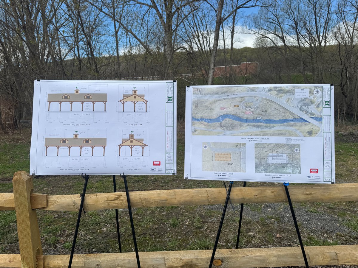 What better way to celebrate #EarthDay than announcing exciting Blueways &amp; Greenways Projects!🌎💙💚 <a href="/CEJRyanMcMahon/">County Executive Ryan McMahon</a> joined District 6 Legislator Julie Abbott, students from Marcellus High School, Village of Marcellus Mayor Chad Clark and members of <a href="/FLLandTrust/">FingerLakesLandTrust</a> to announce the