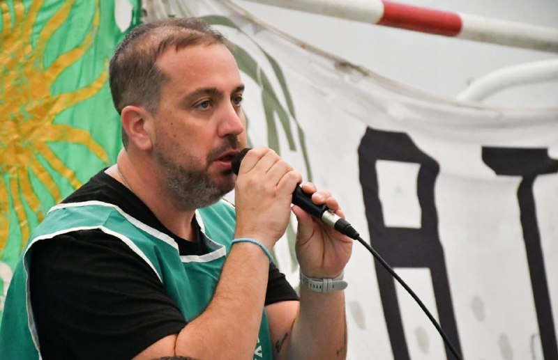 #ATE SE SIGUE ORGANIZANDO EN SUS SECCIONALES

Llegamos hasta la seccional Ezeiza-Echeverría-San Vicente donde siempre es una alegría inmensa reencontrarme con mis compañeros y amigos de tantos años.

Participamos de la memoria y balance y aprovechamos para profundizar las líneas