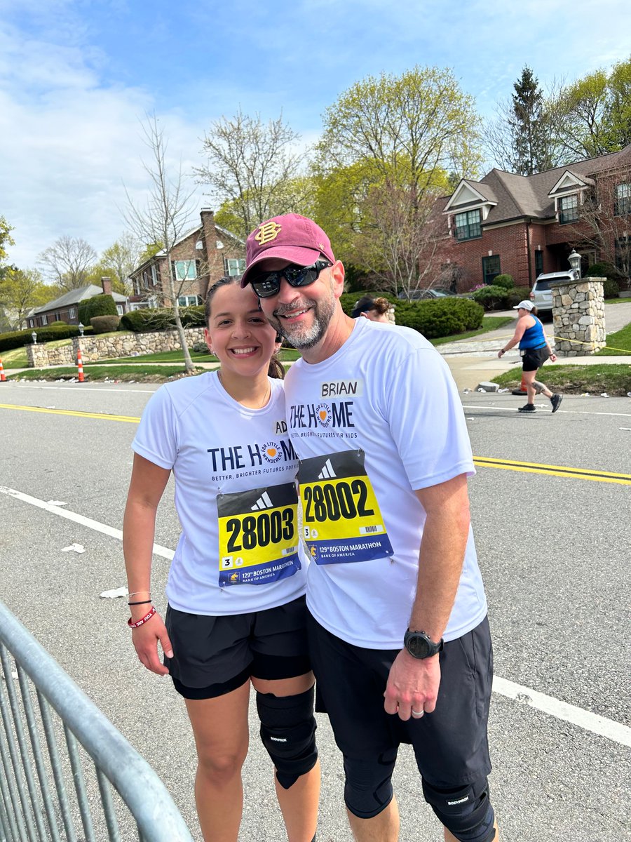 thehomeorg's tweet photo. On Monday, The Home was honored to be represented by a running team of ten in the 129th @bostonmarathon. 💛💙

Together, this group raised $107,000 for kids across The Home! Thank you to our incredible team and to all who supported them in their journey to the finish line. 🎖️ https://t.co/hGaLIuFVyd