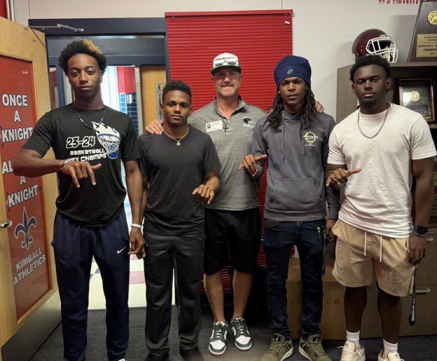 William Carrigan (@1risingstar2) on Twitter photo Good to see you <a href="/CoachChev6/">Darrin Chiaverini</a> ready to be in office and ball out!!!🦅 <a href="/NSU_Football/">Northeastern State Football</a> #Riverhawks Good to see you <a href="/CoachChev6/">Darrin Chiaverini</a> ready to be in office and ball out!!!🦅 <a href="/NSU_Football/">Northeastern State Football</a> #Riverhawks