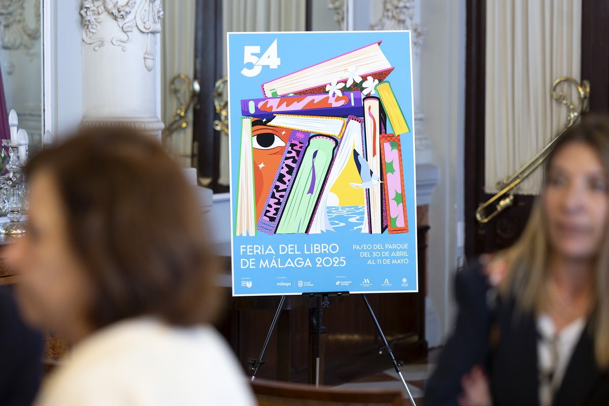 📕Hoy hemos presentado en la programación de la #54FeriaLibroMálaga, que tendrá lugar en el Paseo del Parque del miércoles 30 de abril al domingo 11 de mayo. 

🗣️Esta edición tendrá al escritor Rodrigo Blanco Calderón como pregonero y el estudio Santa Rita ha diseñado el cartel.