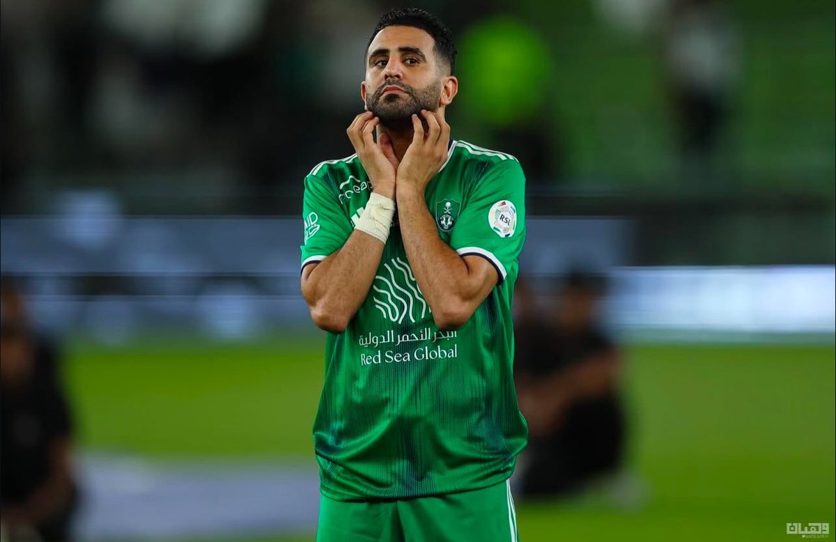 رياض محرز اخر 5 مباريات مع الاهلي :

- مباراة الاخدود | لم يساهم | 

- مباراة الاتحاد | صنع 1 | ✅

- مباراة الرائد ، لم يساهم 

- مباراة الفيحاء | سجل 1 ، صنع 3 | ✅

- مباراة الوحدة | صنع 1 | ✅

- 6 مساهمات ✅

المصدر ( Sofascore )