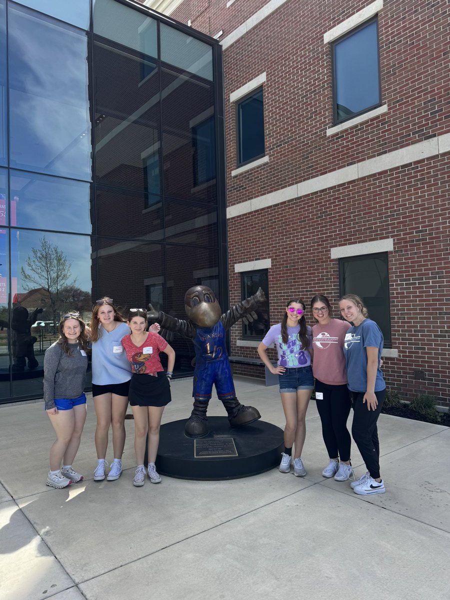 Thank you <a href="/KUSOEHS/">KU School of Education & Human Sciences</a> for hosting and putting together and incredible day for us today! We especially loved our mock lecture and Q&amp;A! 
#futureteachers #collegevisit #findyourfit
